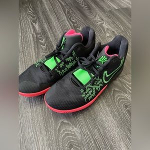 Nike Kyrie flytrap II hyper pink